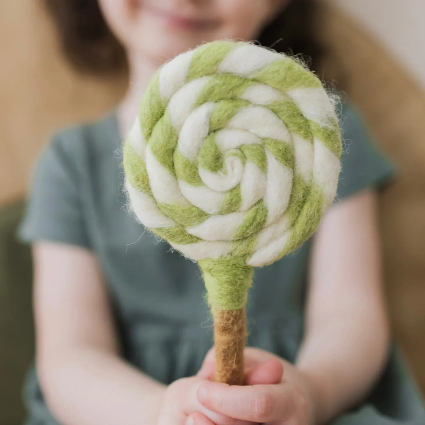 Felt Lime Green and White Swirl Lollipop | Play Food