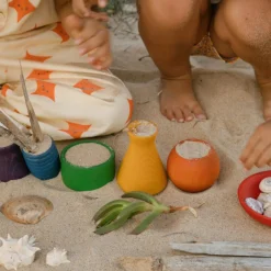 Grapat Wooden Pots