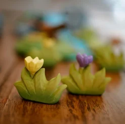 Grass with Yellow Flower (Small) | Wooden Toy