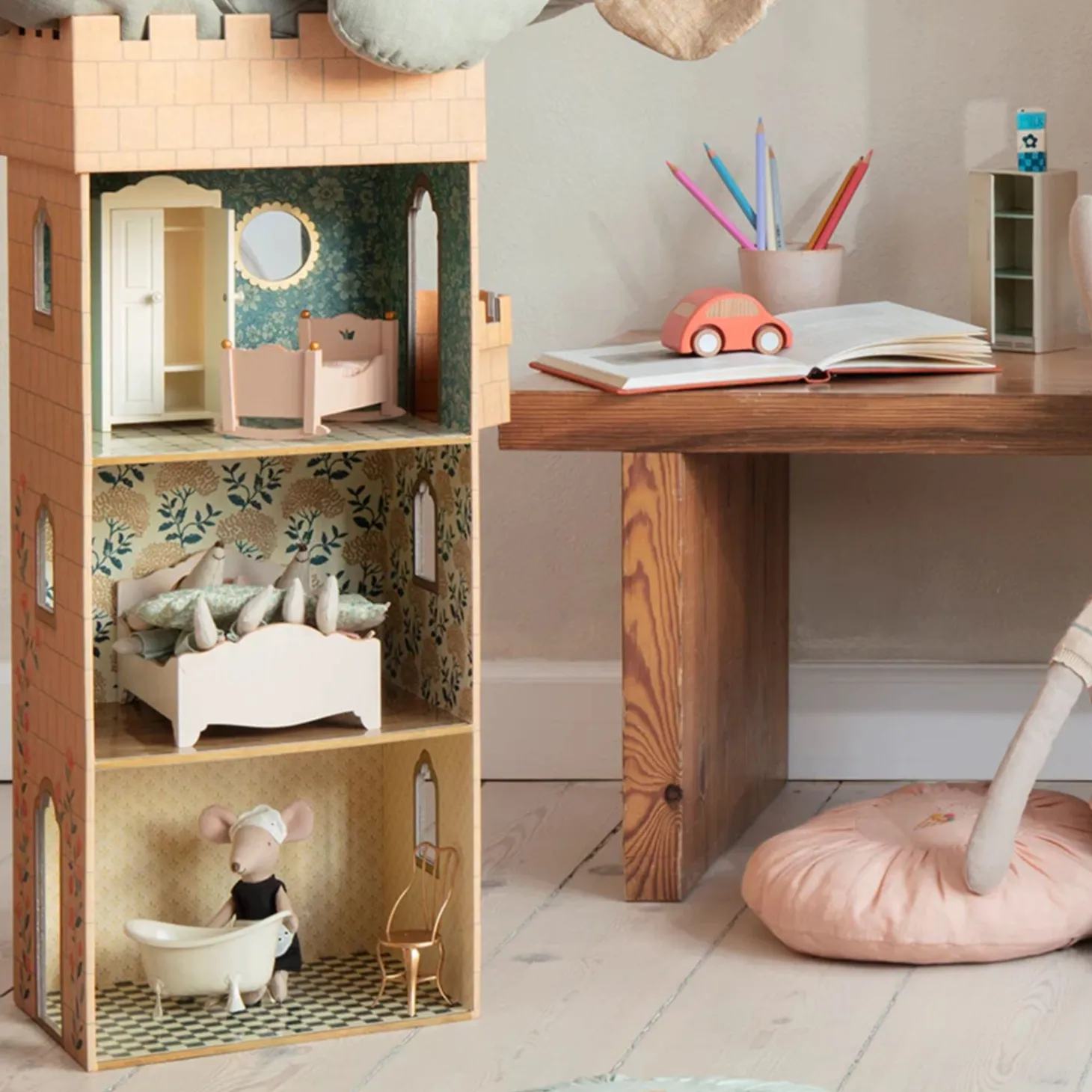 Maileg Wooden Double Bed - White (Mouse)