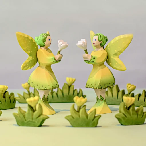 Small Wooden Flower for Fairies (White)